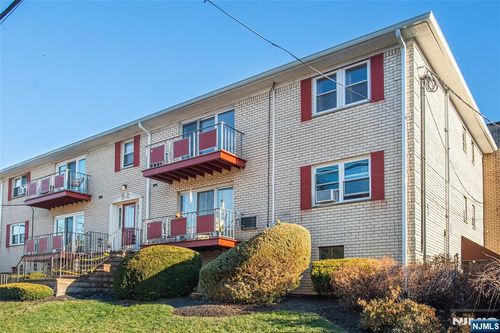 348 Hoover Ave, Bloomfield, NJ, 07003-3963 | Card Image