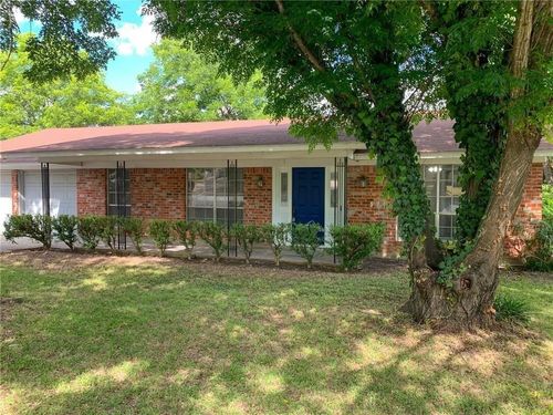 11303 Titian Dr, Austin, TX, 78758-4135 | Card Image