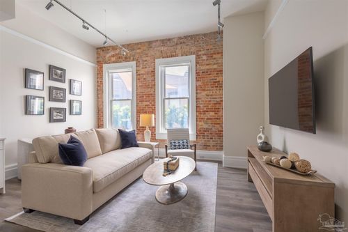 ste-313-17 Palafox Pl, Pensacola, FL, 32502-6268 | Card Image