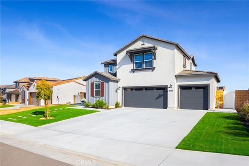 30830 White Pines Dr, Menifee, CA, 92584-2962 | Card Image