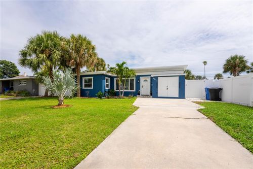 4011 Helena St Ne, ST PETERSBURG, FL, 33703-6033 | Card Image