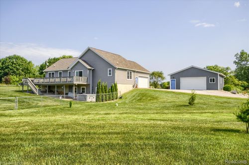 317 N Summers Rd, Imlay City, MI, 48444-9704 | Card Image