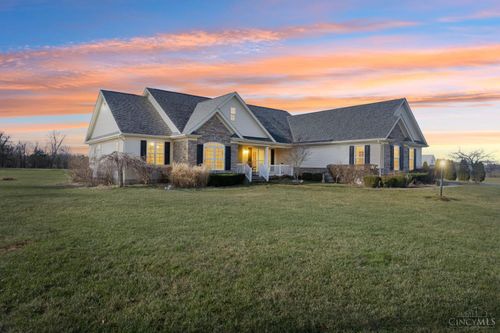 3283 Macedonia Rd, Bethel, OH, 45106-9314 | Card Image
