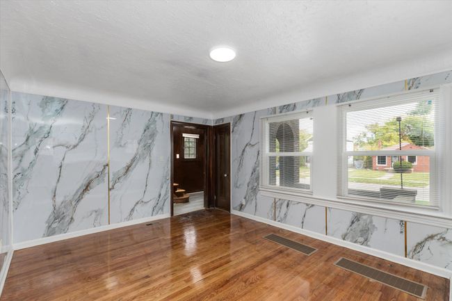 14375 Strathmoor St, House other with 5 bedrooms, 3 bathrooms and null parking in Detroit MI | Image 5
