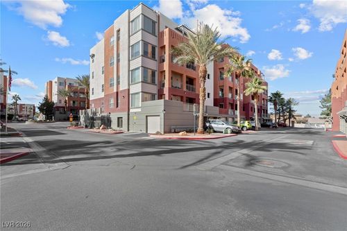 305-91 E Agate Ave, Las Vegas, NV, 89123-6054 | Card Image
