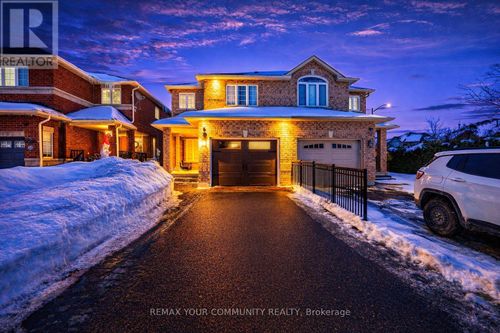 34 Kalmar Cres, Richmond Hill, ON, L4E3Z3 | Card Image