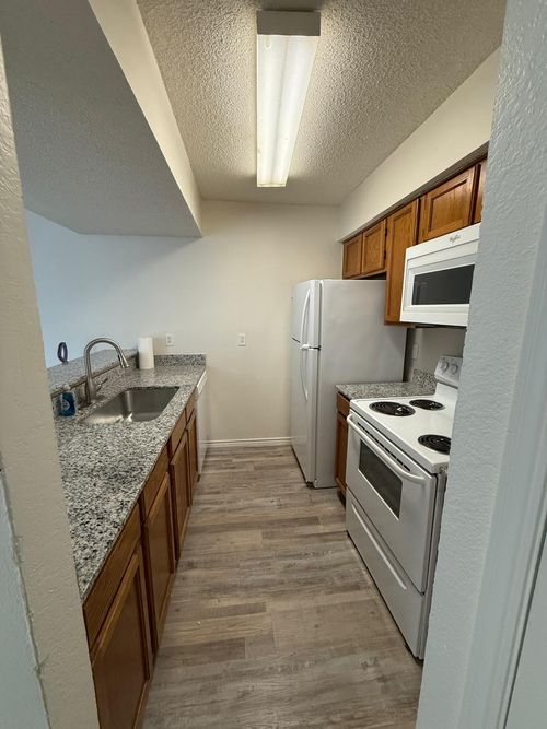 d-304-9807 Walnut St, Dallas, TX, 75243-8855 | Card Image