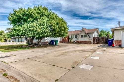 1509 Harding Ave, Chowchilla, CA, 93610-3409 | Card Image