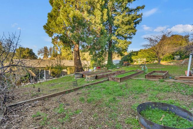 154 Crusader Road, House other with 3 bedrooms, 2 bathrooms and 2 parking in Diamond Springs CA | Image 39