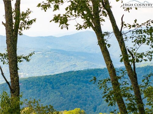 5 Timber Rock Trl, Banner Elk, NC, 28604 | Card Image