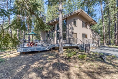 gh92-71073 Bracken Ln, Sisters, OR, 97759-0659 | Card Image