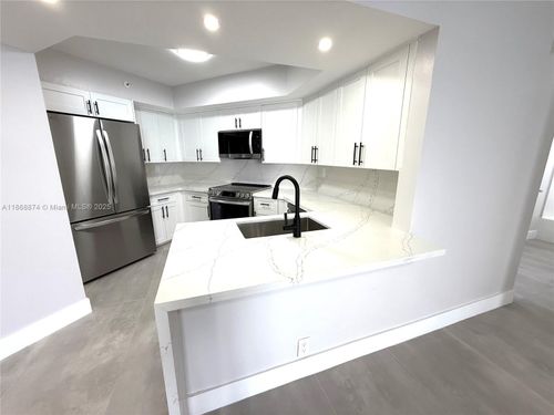 apt-1501-6767 Collins Ave, Miami Beach, FL, 33141-3266 | Card Image