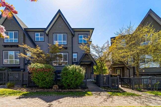 30 - 10489 Delsom Crescent, Townhouse with 4 bedrooms, 3 bathrooms and 3 parking in Delta BC | Image 1
