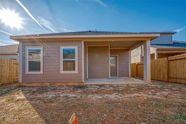 27076 Badger Way, House other with 3 bedrooms, 2 bathrooms and 2 parking in Magnolia TX | Image 41