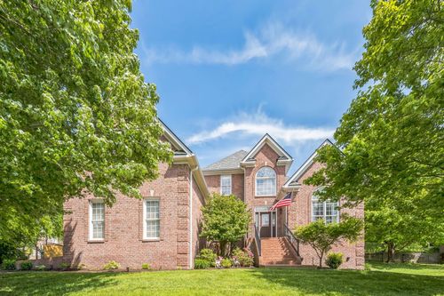 2005 Earl Pearce Cir, Mount Juliet, TN, 37122-1328 | Card Image