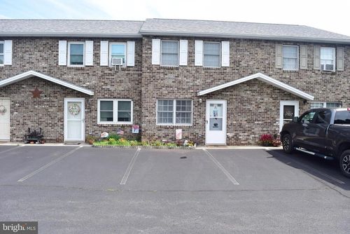 49 Taylor Dr, REEDSVILLE, PA, 17084-9739 | Card Image