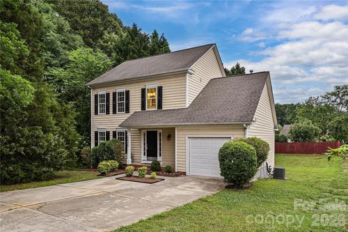 9820 Aaronda Ct, Charlotte, NC, 28213-4723 | Card Image