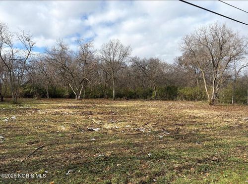 1350 N Genoa Clay Center Rd, Genoa, OH, 43430-1208 | Card Image