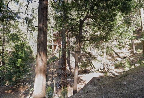 24148 Cresta Dr, Crestline, CA, 92325-9513 | Card Image