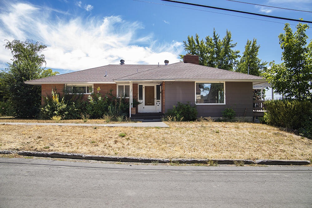 Eldorado Ave, Klamath Falls, OR 97601