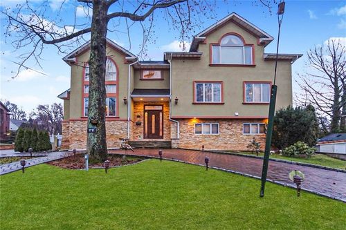 172 Coventry Rd, Staten Island, NY, 10304-1140 | Card Image