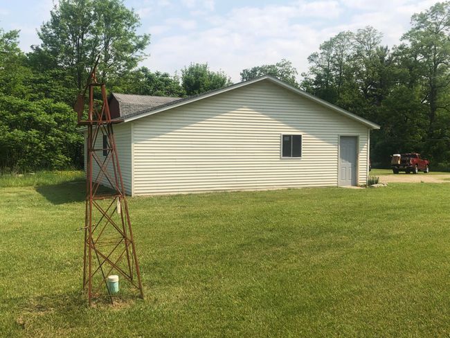 10233 N 10 Th St, House other with 6 bedrooms, 3 bathrooms and null parking in Plainwell MI | Image 14