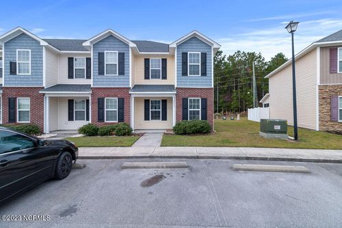 131 Glen Cannon Dr, Jacksonville, NC, 28546-8441 | Card Image