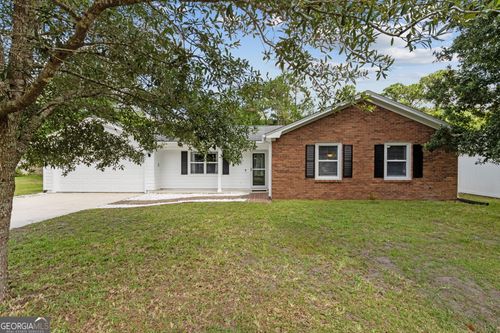 311 Briarwood Cir, Kingsland, GA, 31548-6652 | Card Image