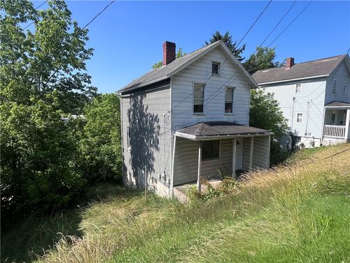 204 Bessemer Ave, Lyndora, PA, 16045-1007 | Card Image