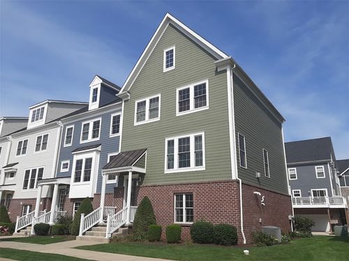 221 Riverfront St, Oakmont, PA, 15139-2184 | Card Image