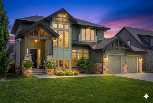 800 E Lakeview Rd, Chestermere, AB, T1X1R2 | Card Image