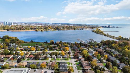 952 Oklahoma Dr, Pickering, ON, L1W2H7 | Card Image