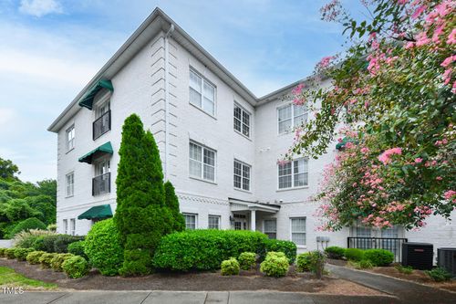 unit-102-110 Sunset Cir, Greensboro, NC, 27408-6653 | Card Image