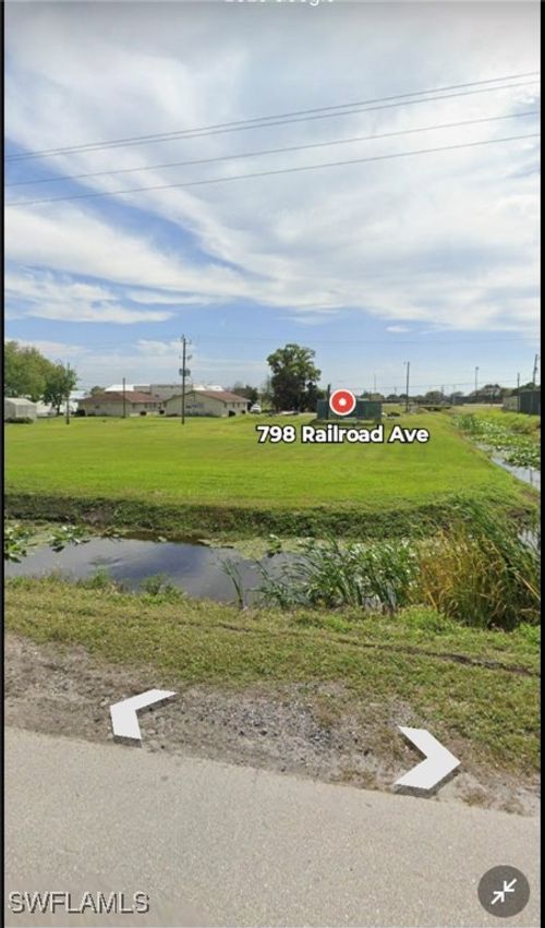 798 Railroad Ave Nw, MOORE HAVEN, FL, 33471 | Card Image