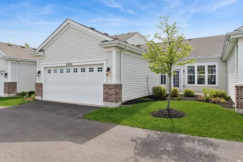 2682 Avondale Cir, Naperville, IL, 60564-5083 | Card Image