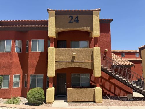 2424-890 Kitty Hawk Dr, Mesquite, NV, 89027-3239 | Card Image