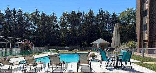 1k-860 Lower Ferry Rd, EWING, NJ, 08628-3525 | Card Image