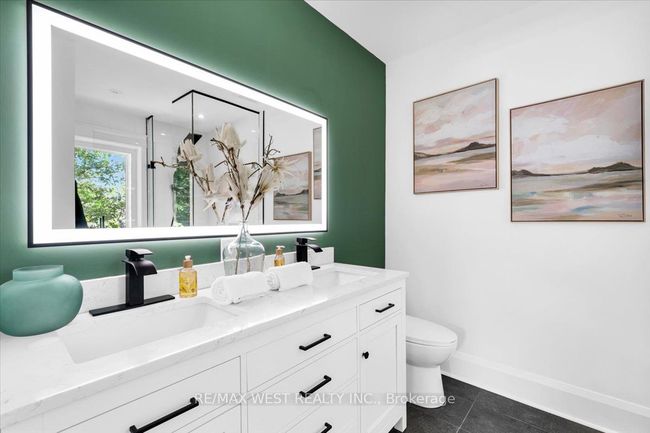 206 Howard Park Ave, House other with 5 bedrooms, 4 bathrooms and null parking in Toronto ON | Image 27