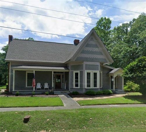 151 S Jackson St, Hartwell, GA, 30643-1912 | Card Image