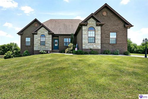 14 Wellesly Ct, Cecilia, KY, 42724-8681 | Card Image