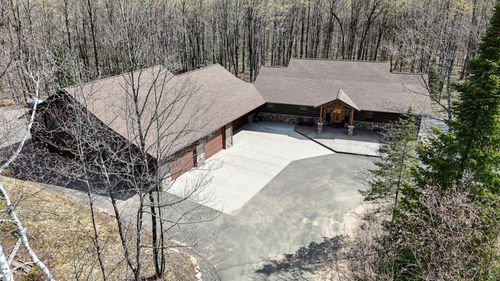 7010 Hiawatha Lake Rd, MANITOWISH WATERS, WI, 54545-9212 | Card Image