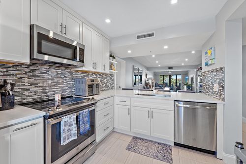 apt-402-1101 Seafarer Cir, Jupiter, FL, 33477-9066 | Card Image