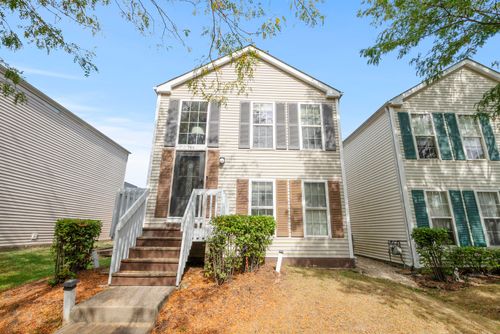 799 Symphony Dr, Aurora, IL, 60504-4785 | Card Image