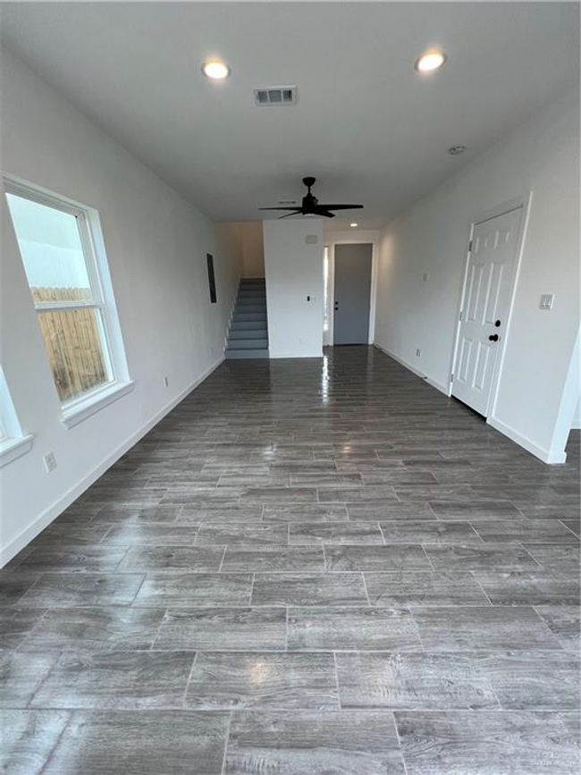 Unfurnished living/dining room | Image 5