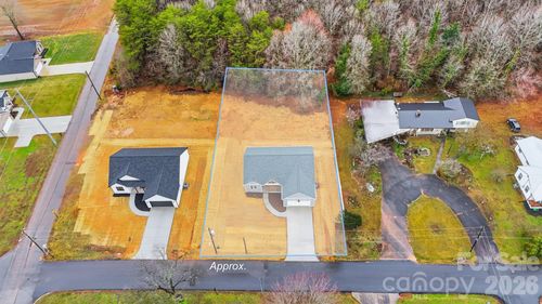 326 E Pine St, Maiden, NC, 28650-1623 | Card Image