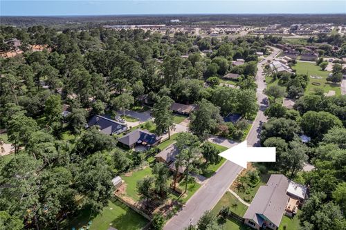 2001 Avenue Q, Huntsville, TX, 77340-5036 | Card Image