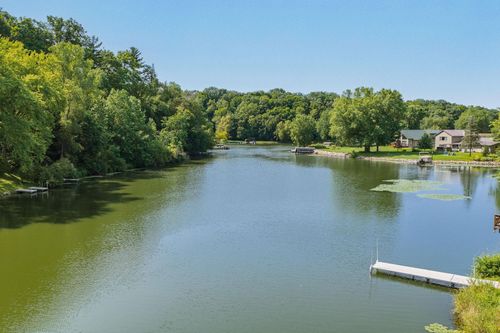 S609 E Redstone Dr, La Valle, WI, 53941-9224 | Card Image
