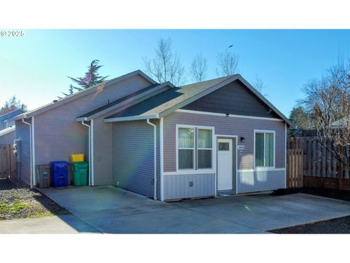 b-14008 Se Center St, Portland, OR, 97236 | Card Image