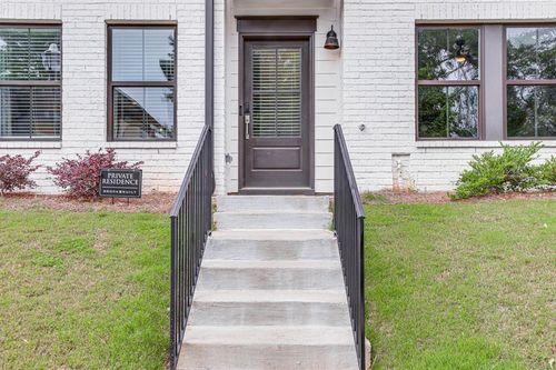 2428 Lakeshore Ln Se, Atlanta, GA, 30316-3246 | Card Image