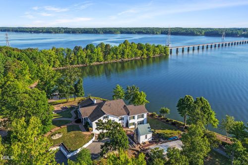 115 Dan Cir, Clarksville, VA, 23927-9216 | Card Image